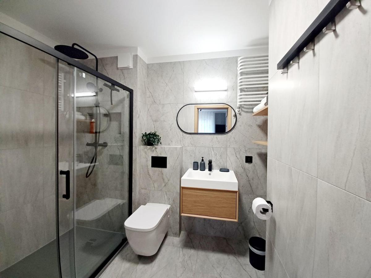 Kolory Warmii Apartamenty Garaz Podziemny Olsztyn  Zewnętrze zdjęcie